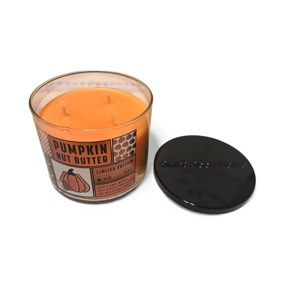 Bath & Body Works Pumpkin Nut Butter Candle 3 wick Limited Edition New